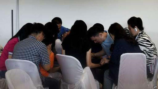 Nỗi đau xé lòng của thân nhân hành khách QZ 8501